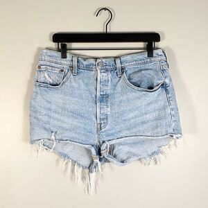 Levi’s 501 distressed cut off denim shorts with button fly woman’s size 32